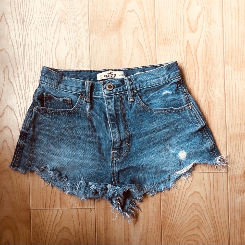 High-waisted Denim Shorts